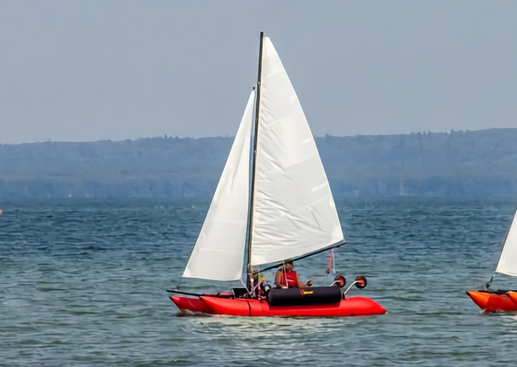 НАДУВНОЙ ПАРУСНЫЙ КАТАМАРАН ЯРКАТ МИНИ 2026